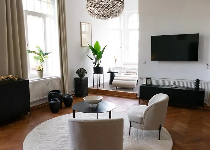 Lio Suite Design Apartment Balkon Netflix Parken
