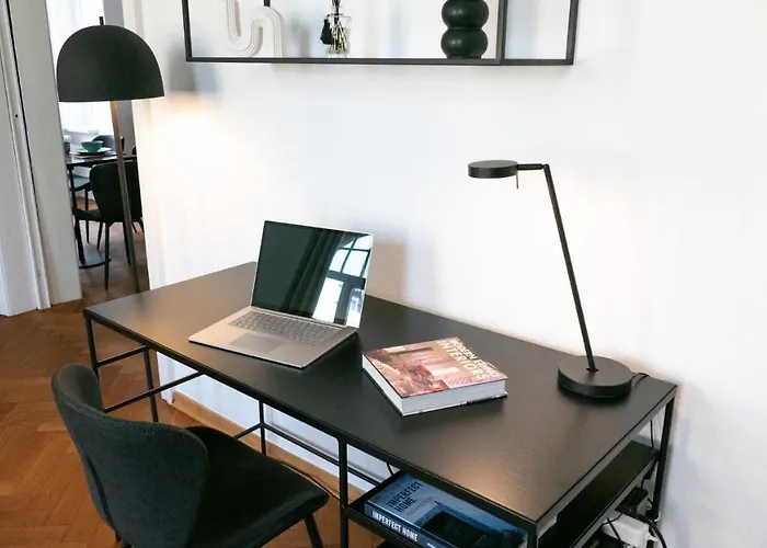 Lio Suite Design Apartment Balkon Netflix Parken