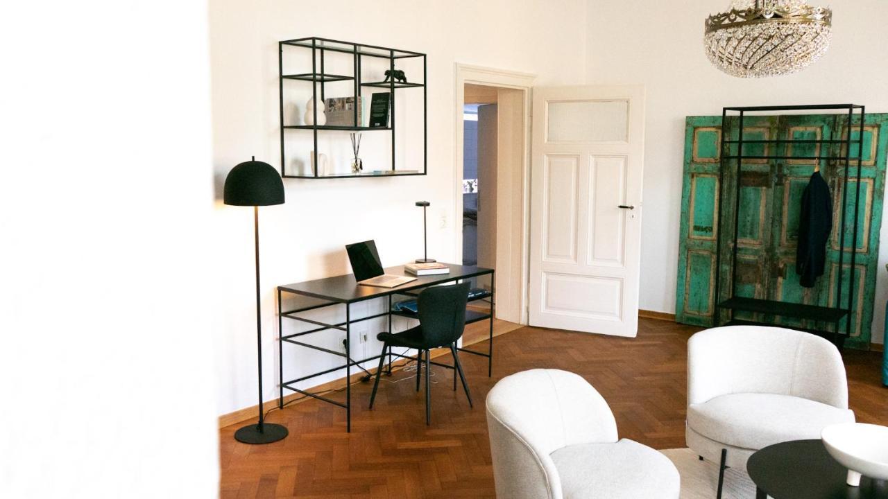 Lio Design Balkon Netflix Parken